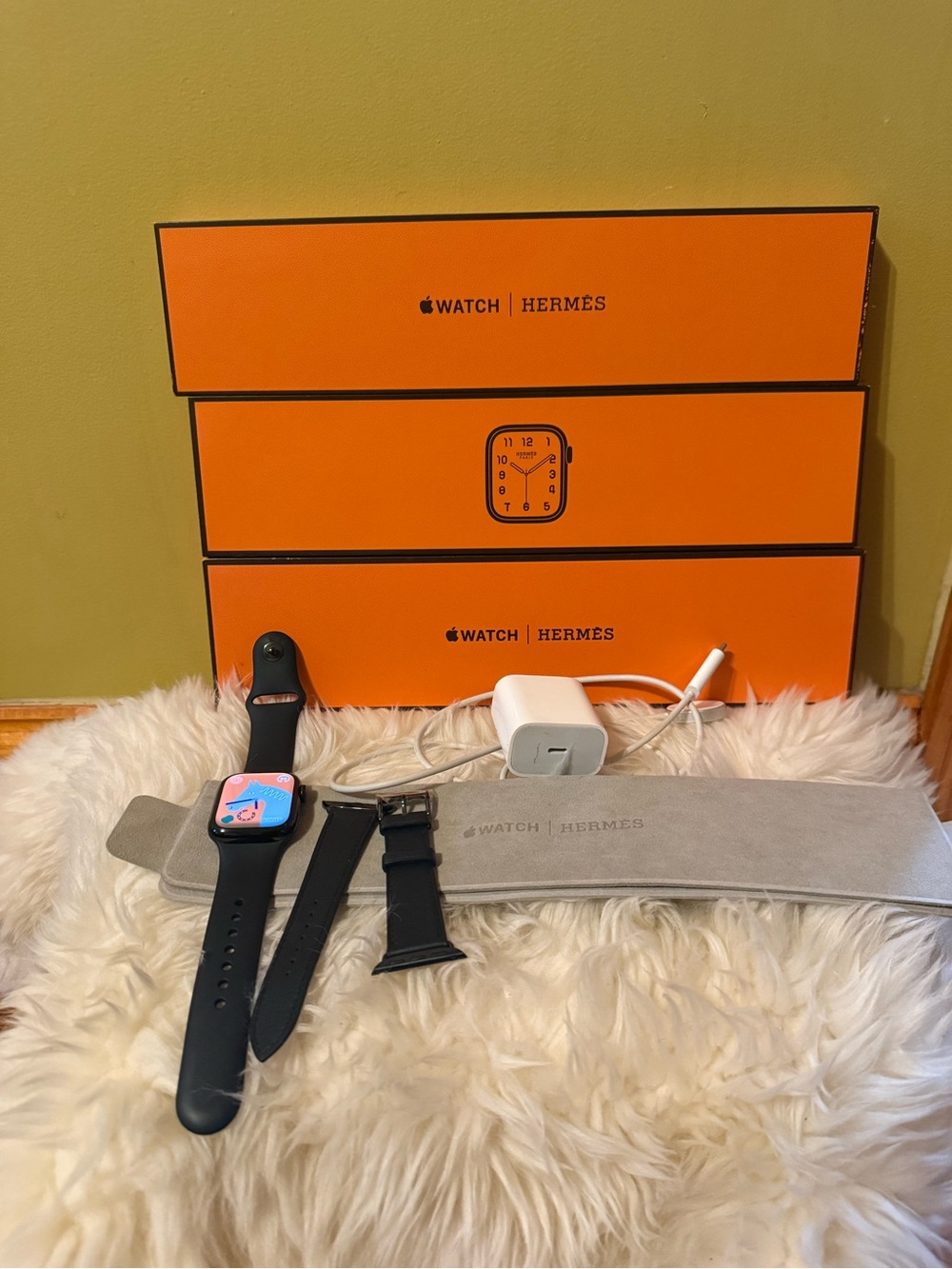 Apple Watch Hermès Black Smartwatch with Orange Box